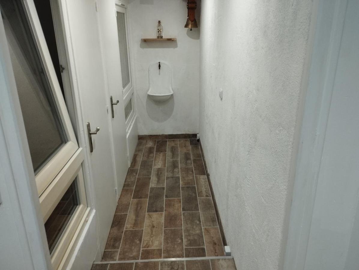 Best Price #2 "L'Atelier" X5 People Orchamps-Vennes Exterior photo